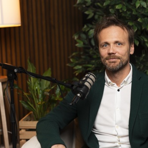 Tomáš Zapletal v eDO podcastu: Umění, investice, NFT i zákulisí galerijního světa v rozhovoru, který vás pohltí vášní a příběhem.